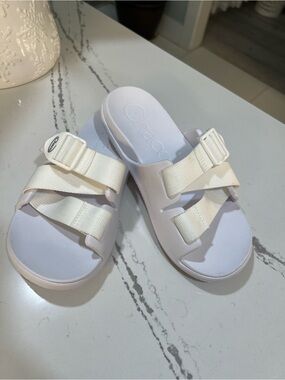 Chaco White Adjustable Slide Sandals size W5